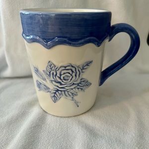 Portmeirion Studio blue and white Fleur Mug/coffee cup.